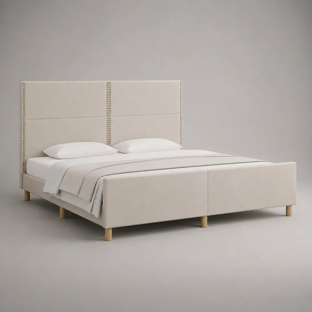 Letto matrimoniale imbottito in tessuto beige con testiera alta e piedini effetto oro 160 x 200 cm